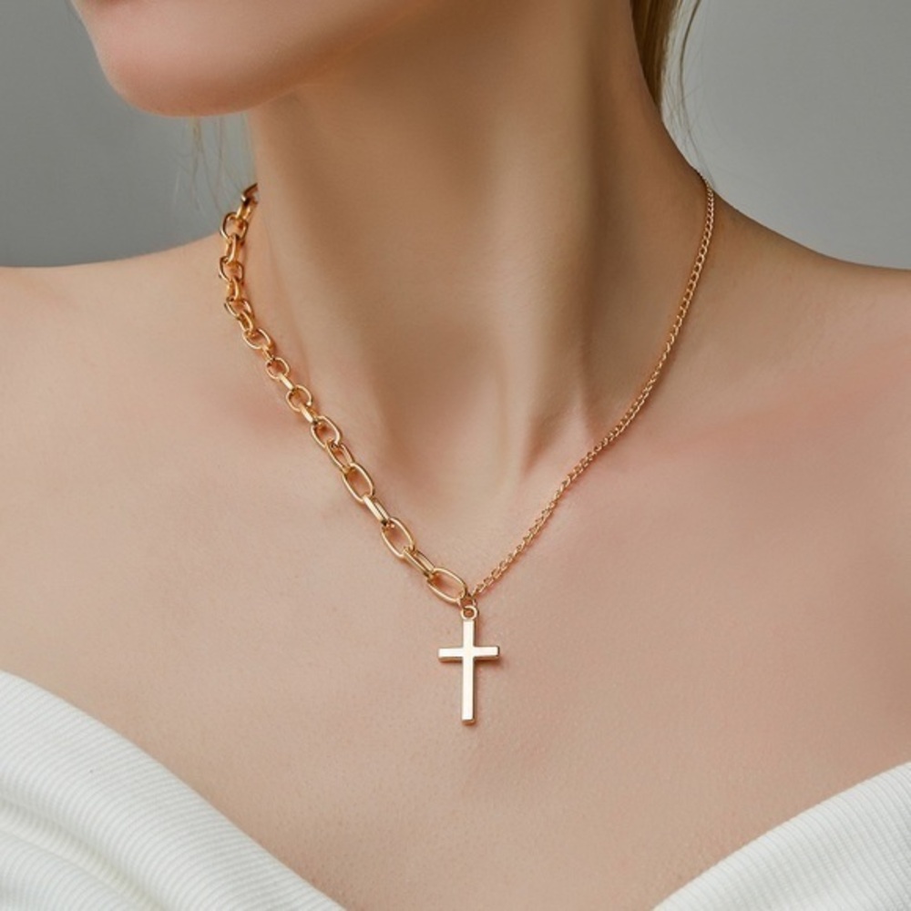 3/$30 💛🤍 Cross Half Chain Necklace